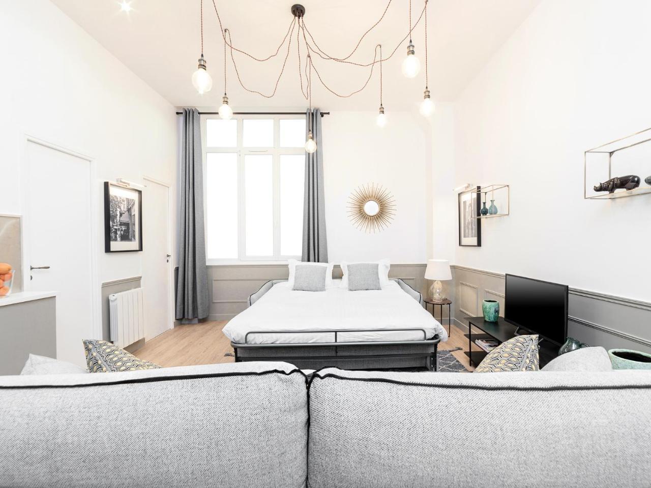 Livinparis - Luxury 3 & 4 Bedrooms Montmartre I Kültér fotó